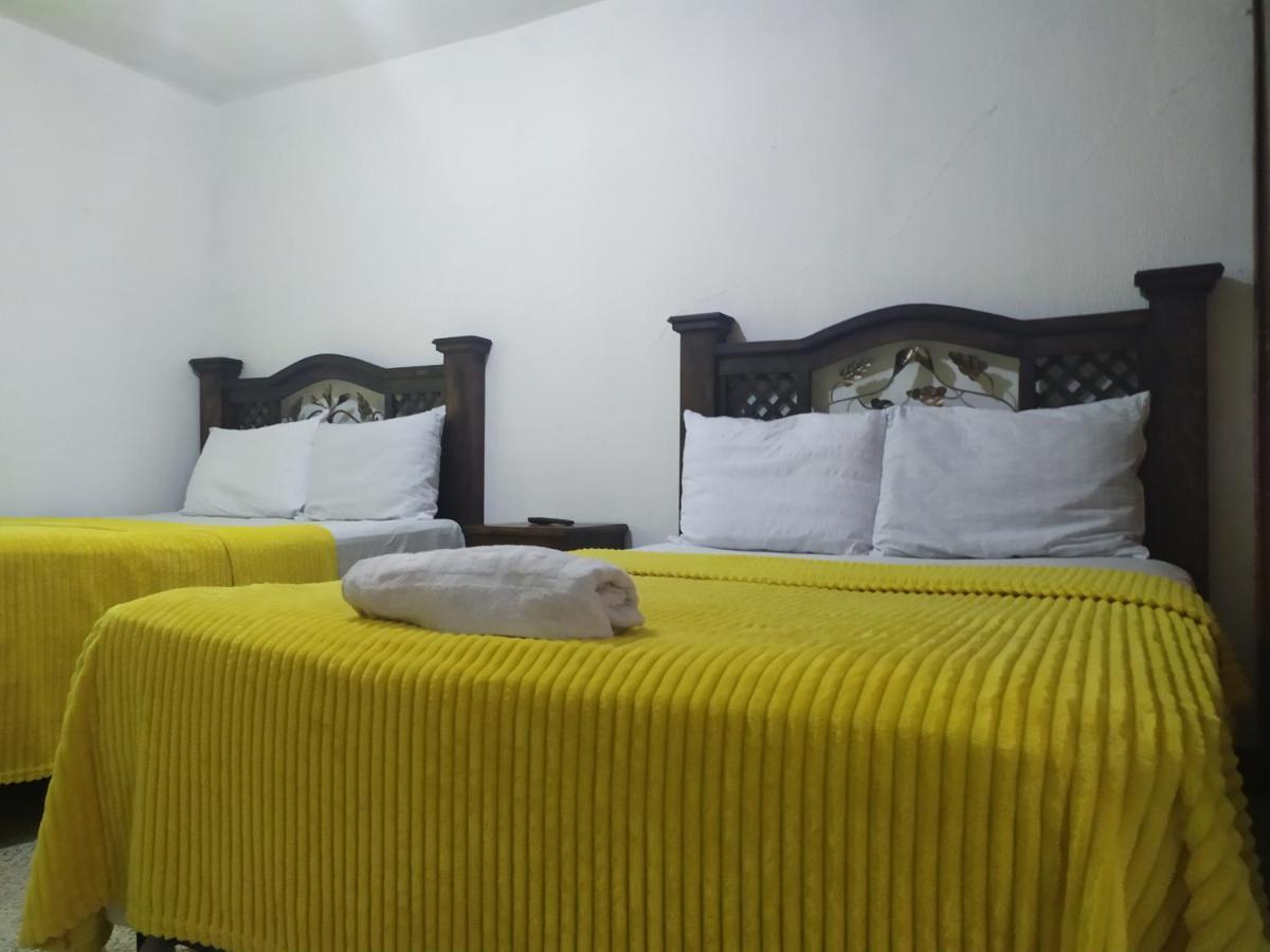 Hotel Colonial Maya Guatemala City ภายนอก รูปภาพ