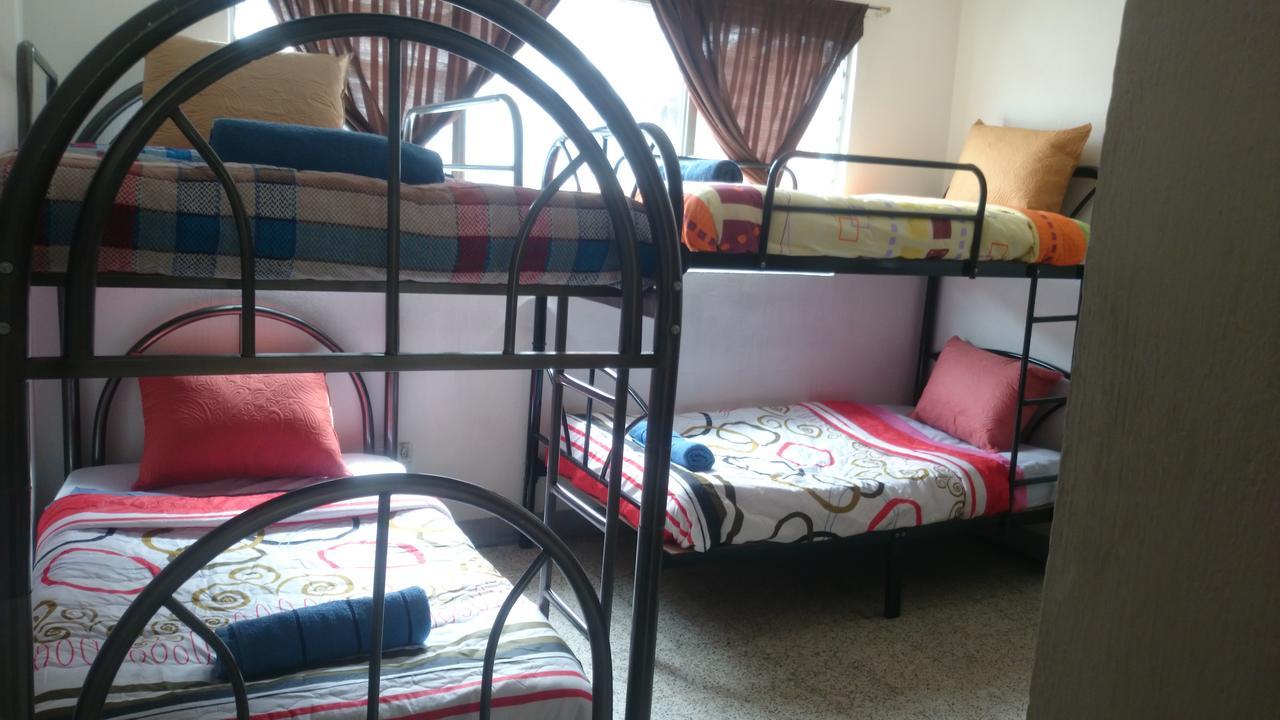 Hotel Colonial Maya Guatemala City ภายนอก รูปภาพ