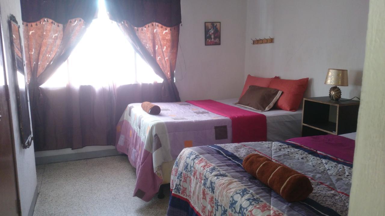 Hotel Colonial Maya Guatemala City ภายนอก รูปภาพ
