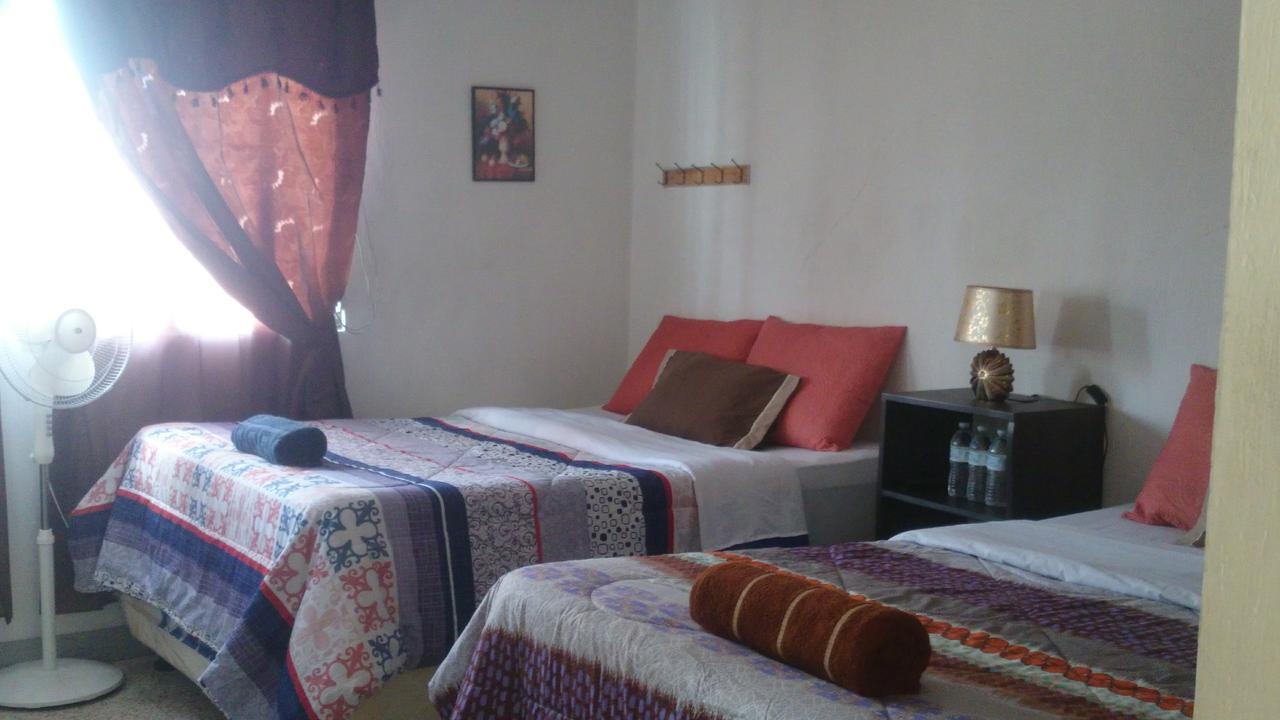 Hotel Colonial Maya Guatemala City ภายนอก รูปภาพ