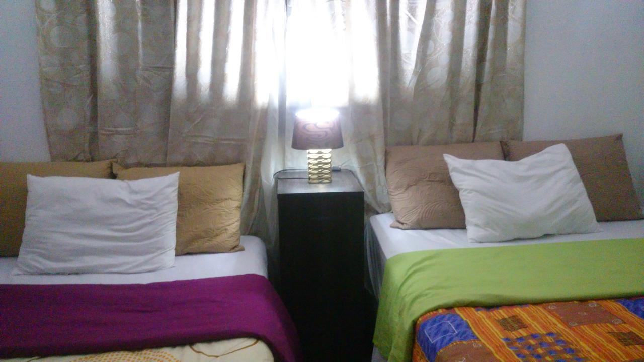 Hotel Colonial Maya Guatemala City ภายนอก รูปภาพ